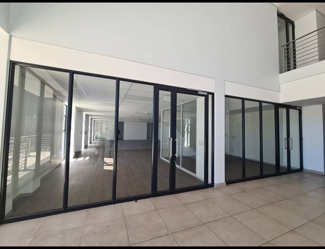 5,515M² WAREHOUSE TO LET IN SAMRAND BUSINESS PARK